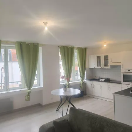 Lägenhet Centre Proche Vieille Et Remparts-appartement 50m2
