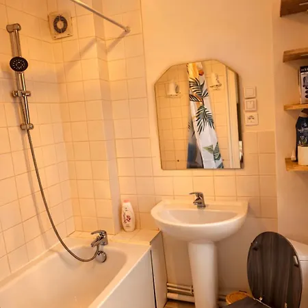 Centre Proche Vieille Et Remparts-appartement 50m2