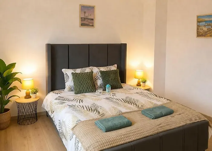 Appartement Centre Proche Vieille Et Remparts-appartement 50m2 *